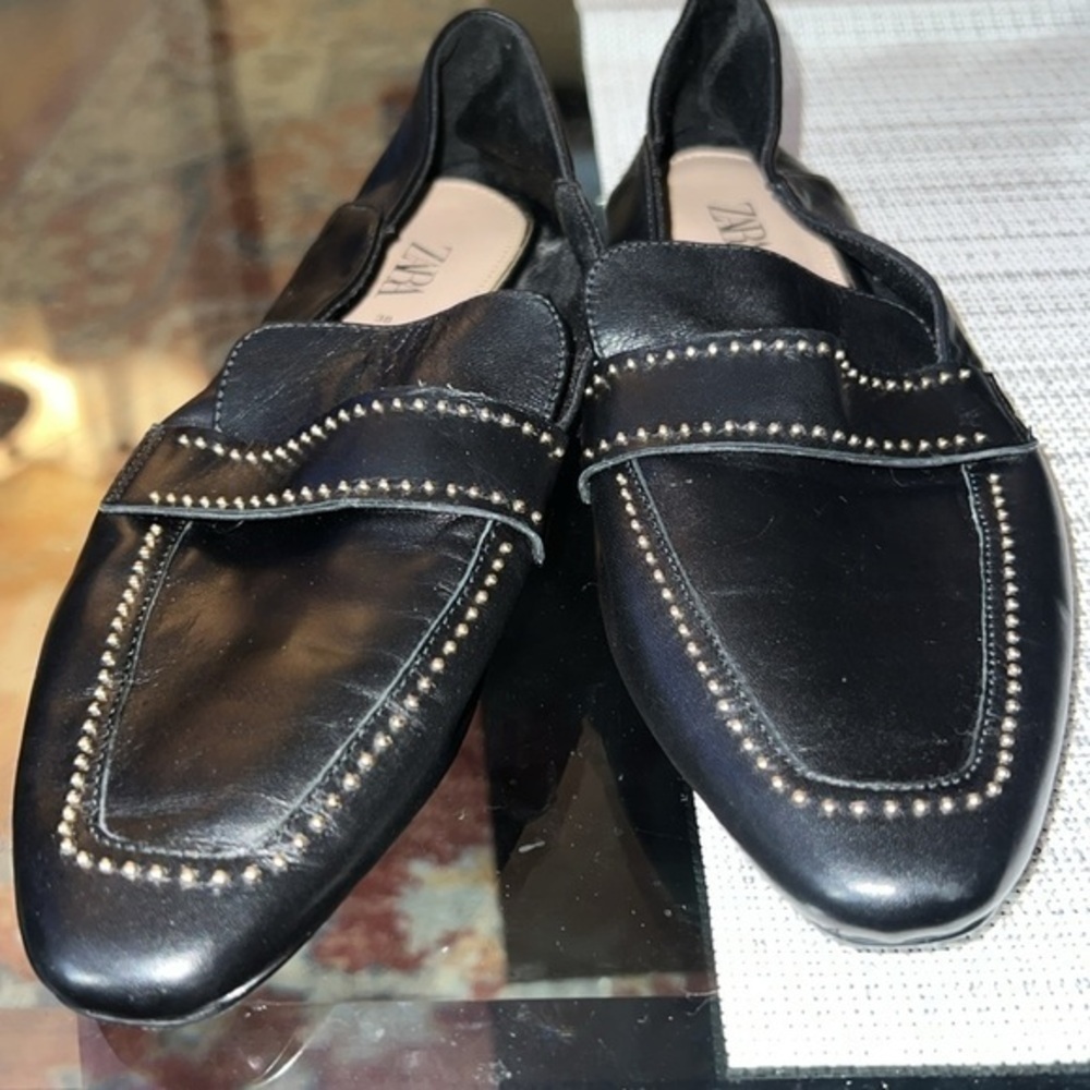 Zara Women Soft leather loafers with micro-studs - Picture 10 of 11